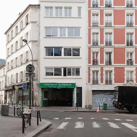 Cozy Bright Parisian Belleville By Weekome Lägenhet